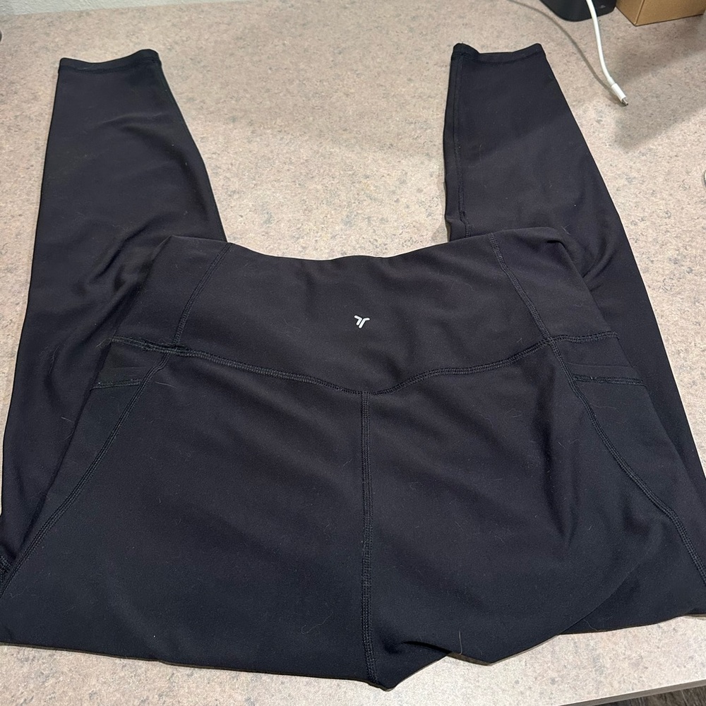 Old Navy Black High-Rise Leggings with Pockets